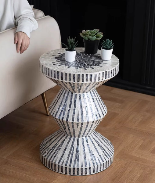 Bedside Small Side Table, Portable Casual Side Table, Shell Small Sofa Side Table, Contemporary Round Side Table, Creative Coffee Table-Paintingforhome
