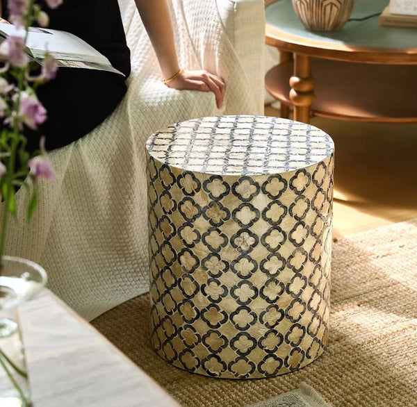 Contemporary Bedside Table, Bedside Small Side Table, Creative Coffee Table, Contemporary Side Table, Modern Side Table, Small End Table, Portable Casual Side Table, Shell Small Sofa Side Table-Paintingforhome