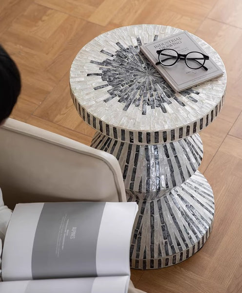 Bedside Small Side Table, Portable Casual Side Table, Shell Small Sofa Side Table, Contemporary Round Side Table, Creative Coffee Table-Paintingforhome