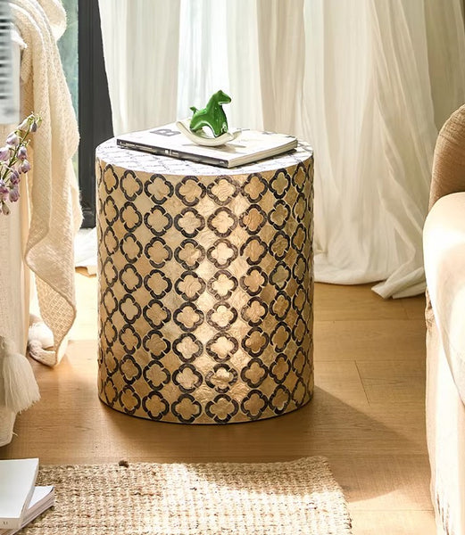 Contemporary Bedside Table, Bedside Small Side Table, Creative Coffee Table, Contemporary Side Table, Modern Side Table, Small End Table, Portable Casual Side Table, Shell Small Sofa Side Table-Paintingforhome