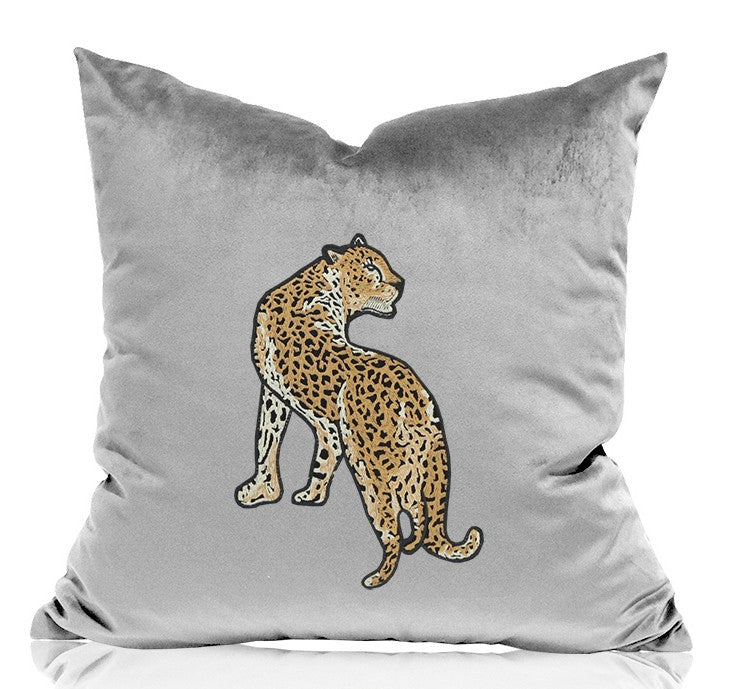 Cheetah Animal Print Wild Safari Style Decorative Throw Pillow Velvet Soft Cushion Cover Living Room Bedroom Accent Modern Art Textile