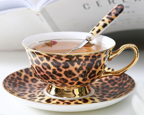 Modern Ceramic Cups, 7.8 oz Porcelain Tea Cup Saucer Set, Elegant Ceramic Coffee Cups, Unique Tea Cup and Saucer in Gift Box-Paintingforhome
