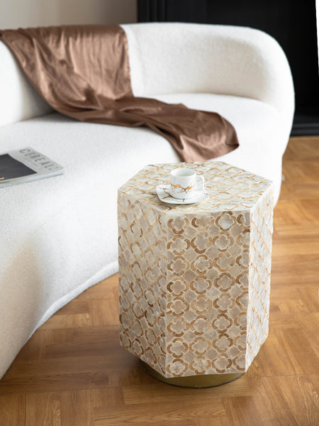 Creative Coffee Table, Contemporary Small Sofa Side Table, Shell Small Side Table, Portable Casual Side Table, Unique Small End Table-Paintingforhome