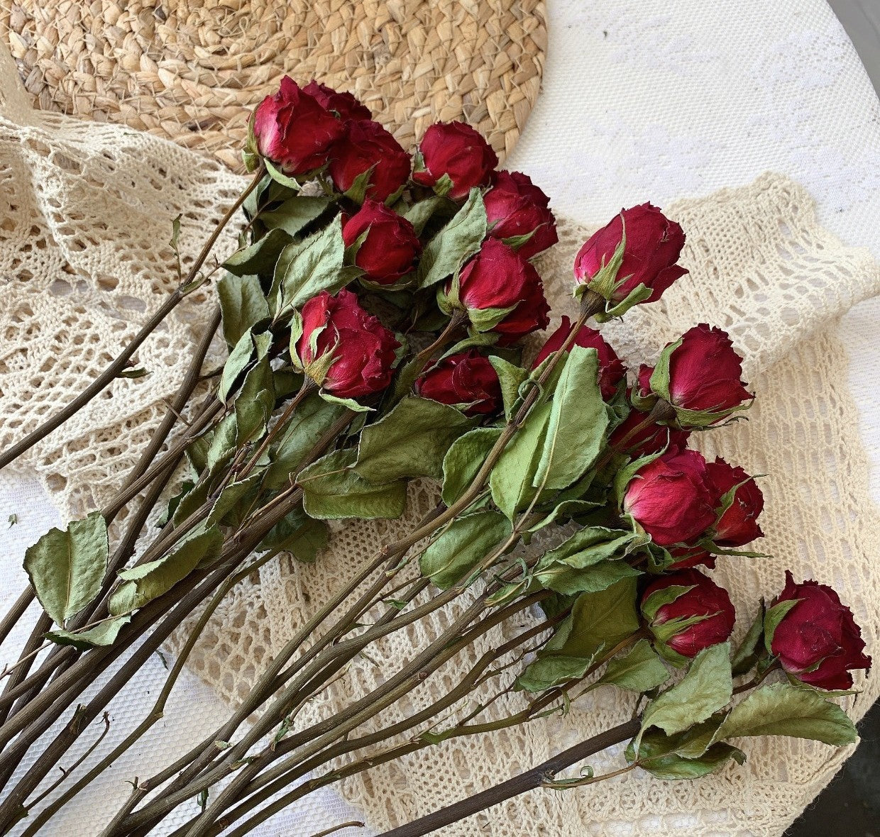 Natural Dried Rose Flower Bunches, Preserved Rose Floral Bouquet, Romantic Everlasting Roses, Assorted Color Dried Rose Bunch, Vintage Style Arrangement