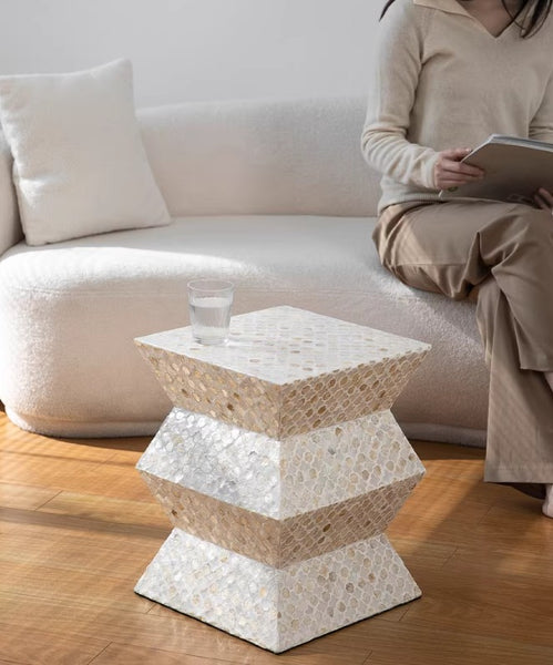 Portable Casual Side Table, Shell Small Sofa Side Table, Unique Small End Table, Contemporary Round Side Table, Creative Coffee Table-Paintingforhome