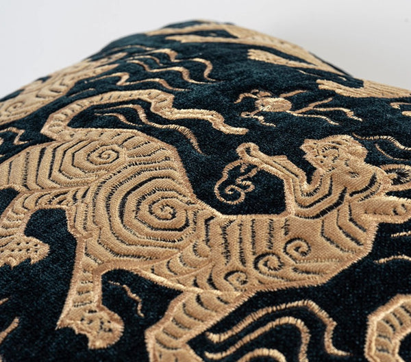 Embroidery Tiger Pattern Pillows for Couch, Contemporary Modern Sofa Pillows, Decorative Throw Pillows for Bedroom, Large Modern Sofa Pillow for Living Room-Paintingforhome