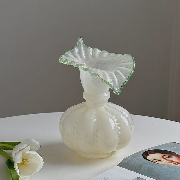Modern Glass Flower Vases, Handmade Glass Bud Vases, Water Holding Flower Vases, Flower Vases on Table, Small Flower Vase