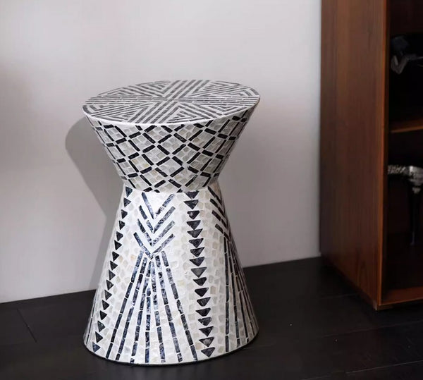 Modern Portable Casual Side Table, Contemporary Round Side Table, Creative Coffee Table, Bedside Small Side Table, Shell Small Sofa Side Table-Paintingforhome
