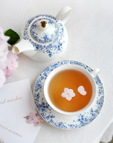 Mother and Baby Teapot with Matching Saucer British Style Porcelain Teapot with Matching Cup and Saucer in Gift Box, Ceramic Tea Pot with Integrated Cup, Stackable Teapot and Cup Set-Paintingforhome