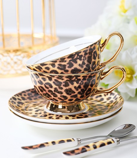 Modern Ceramic Cups, 7.8 oz Porcelain Tea Cup Saucer Set, Elegant Ceramic Coffee Cups, Unique Tea Cup and Saucer in Gift Box-Paintingforhome