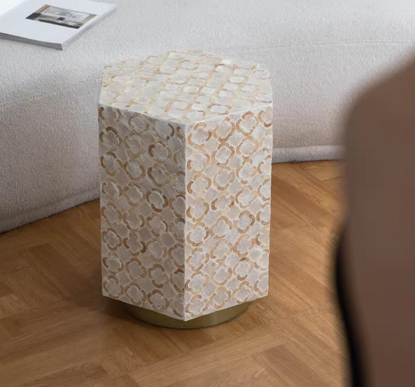 Creative Coffee Table, Contemporary Small Sofa Side Table, Shell Small Side Table, Portable Casual Side Table, Unique Small End Table-Paintingforhome