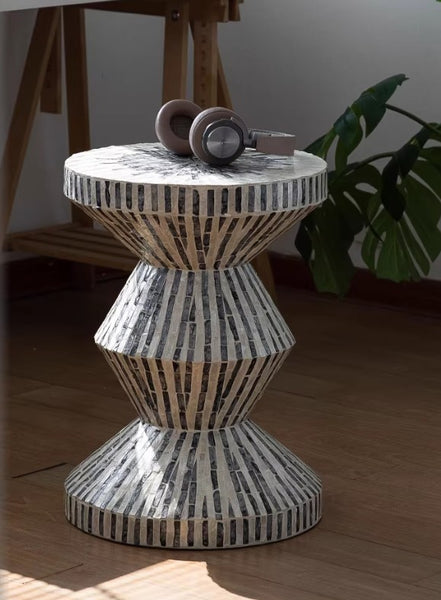 Bedside Small Side Table, Portable Casual Side Table, Shell Small Sofa Side Table, Contemporary Round Side Table, Creative Coffee Table-Paintingforhome