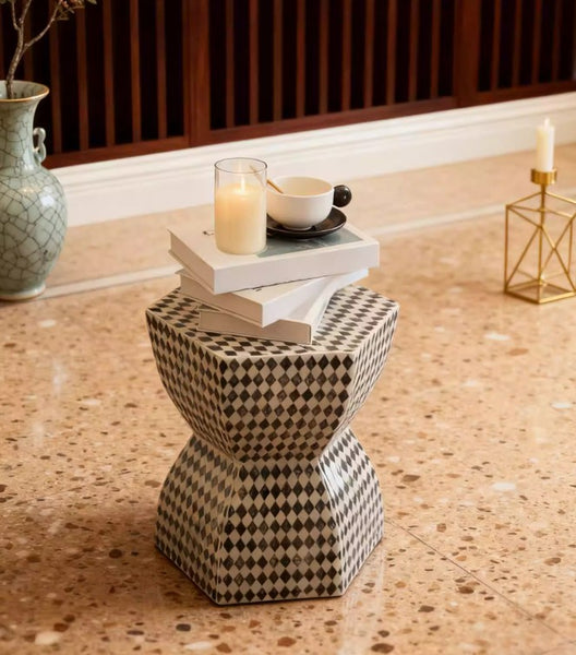 Modern Side Table, Bedside Small Side Table, Contemporary Bedside Table, Small End Table, Shell Small Sofa Side Table, Portable Casual Side Table, Creative Coffee Table, Contemporary Side Table-Paintingforhome