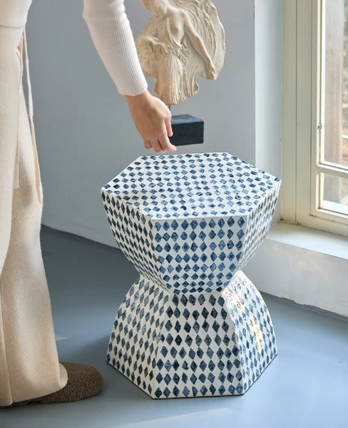 Small End Table, Modern Side Table, Bedside Small Side Table, Contemporary Bedside Table, Shell Small Sofa Side Table, Portable Casual Side Table, Creative Coffee Table, Contemporary Side Table-Paintingforhome