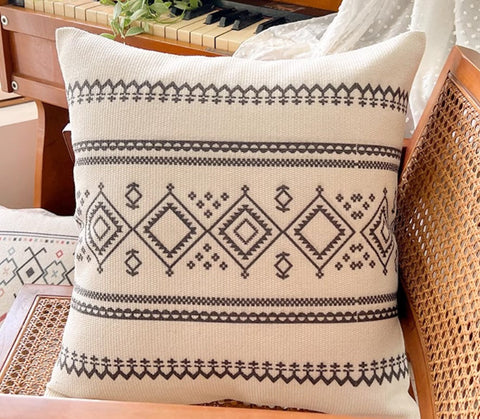 Bohemian Decorative Sofa Pillows, Decorative Throw Pillows for Dining Room, Geometric Modern Pillow Covers, Oriental Square Pillows for Couch-Paintingforhome