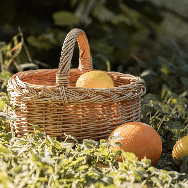 Small Kitchen Storage Baskets, Picnic Storage Basket with Handle, Hand-woven Wicker Storage Basket, Natural Fruit Basket, Willow Weaving Baskets for Vegetable-Paintingforhome