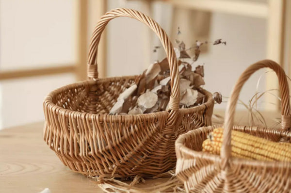 Natural Fruit Basket, Kitchen Storage Baskets, Natural Hand-woven Wicker Storage Basket, Large Picnic Food Basket with Handle, Lovely Willow Weaving Baskets for Vegetable-Paintingforhome
