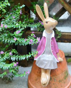Sitting Rabbit Lovers Statue for Garden, Beautiful Garden Courtyard Ornaments, Villa Outdoor Decor Gardening Ideas, Unique Modern Garden Sculptures-Paintingforhome