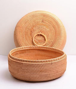 Woven Basket with Handle, Vietnam Traditional Handmade Rattan Wicker  Storage Basket – Paintingforhome