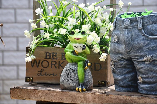 Frog Drinking Coffee Statue for Garden, Animal Statue for Garden Courtyard Ornament, Villa Outdoor Decor Gardening Ideas-Paintingforhome