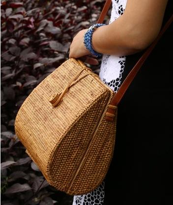 Woven Rattan Handbag, Natural Fiber Handbag, Small Rustic Handbag, Handmade Rattan Handbag for Outdoors-Paintingforhome